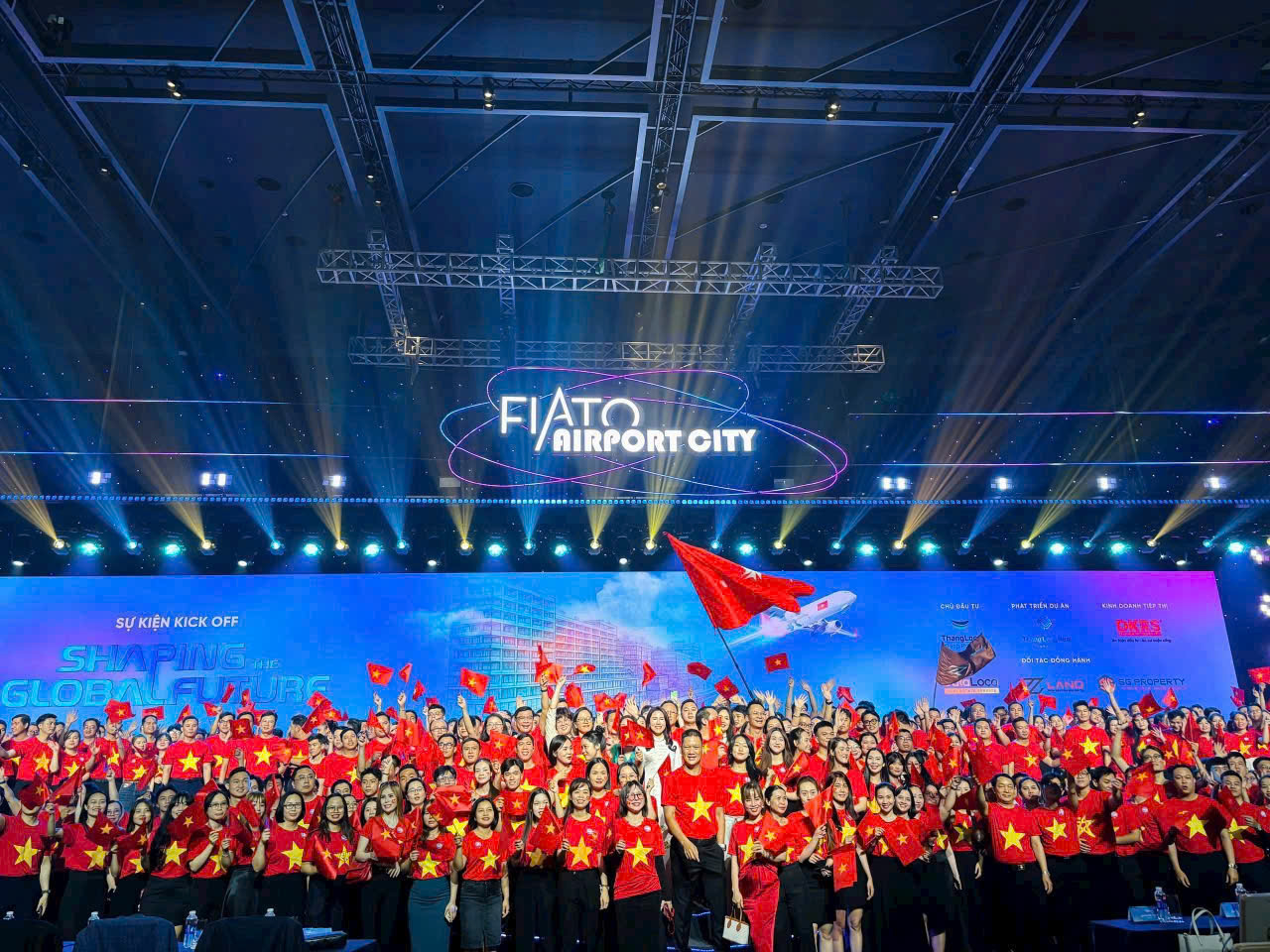 FIATO AIRPORT CITY chính thức ra quân: Khởi động hành trình "Shaping The Global Future" 2 1.000 chiến binh – sẵn sàng bứt phá dự án FIATO Airport City